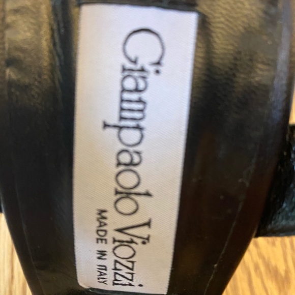 Woman’s black leather heeled sandals - Picture 3 of 6